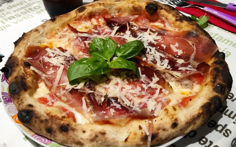 Ricetta pizza con metodo biga al 40% ed idratazione al 70% maturazione/lievitazione circa 24/26 ore